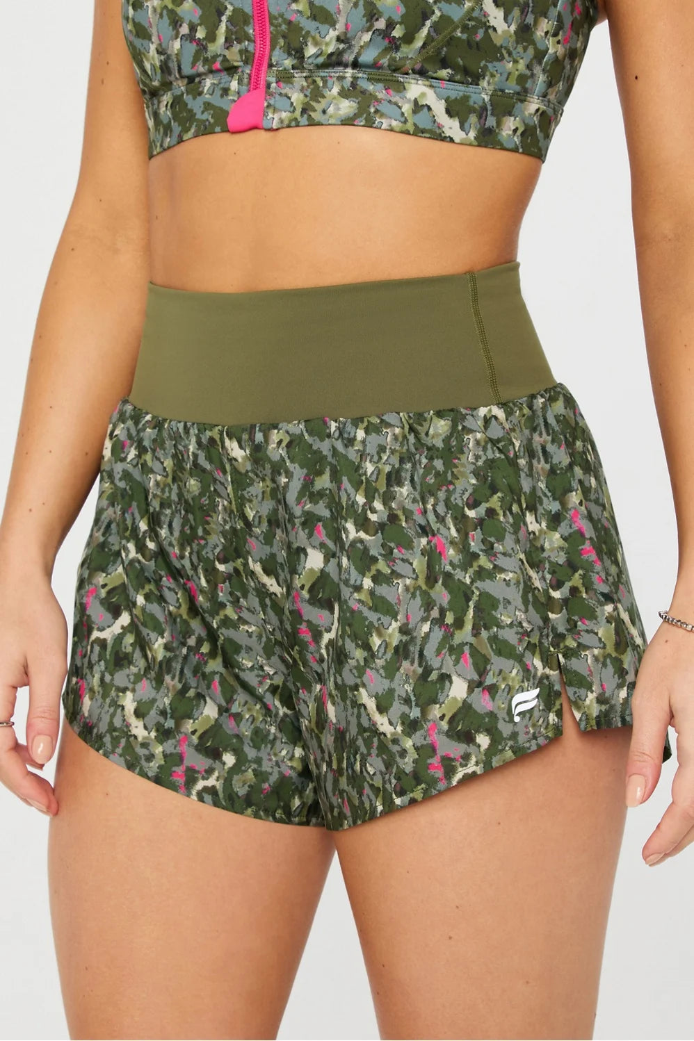 Sun Chaser 3" Short