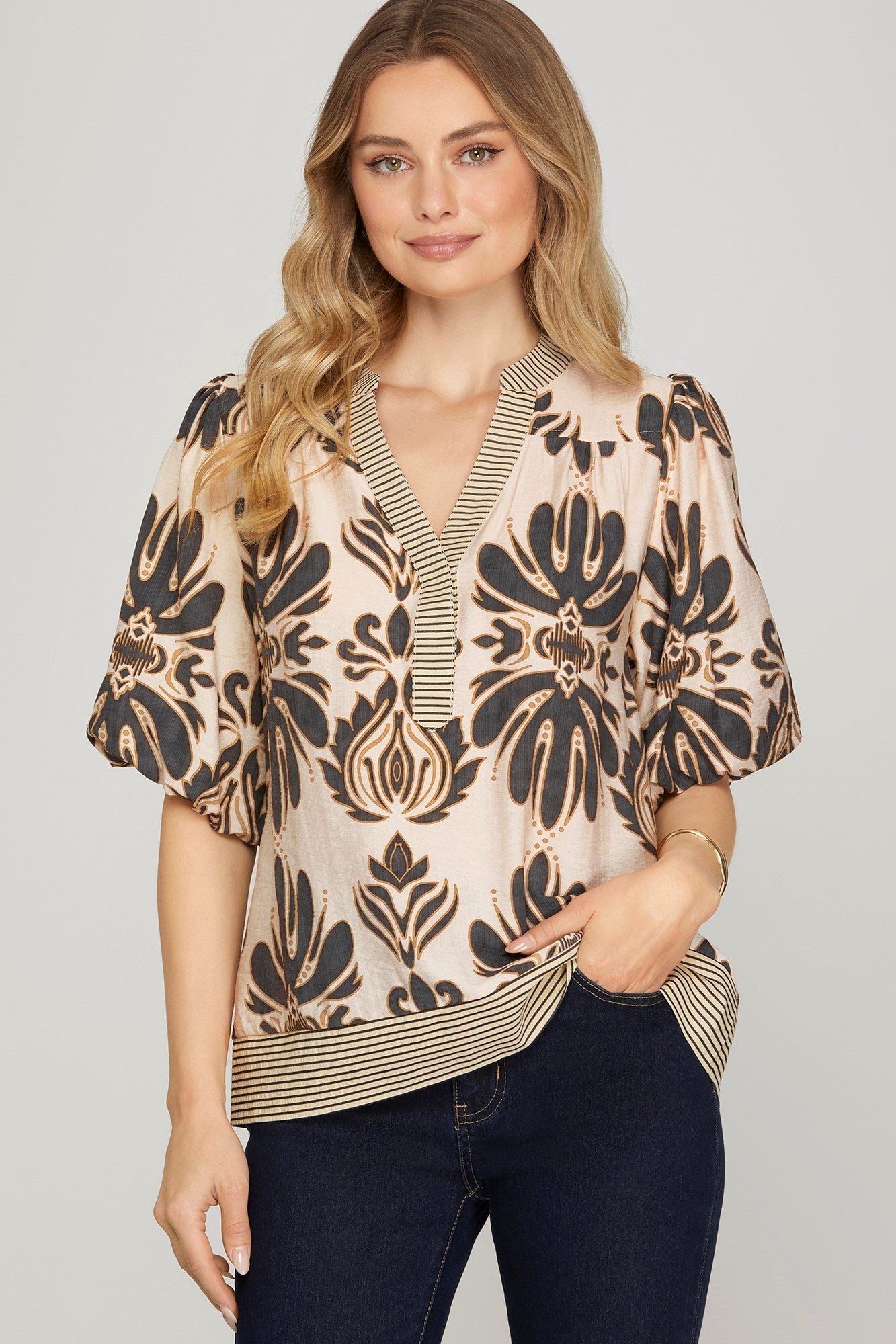 Pop Petal Bubble Sleeve Top