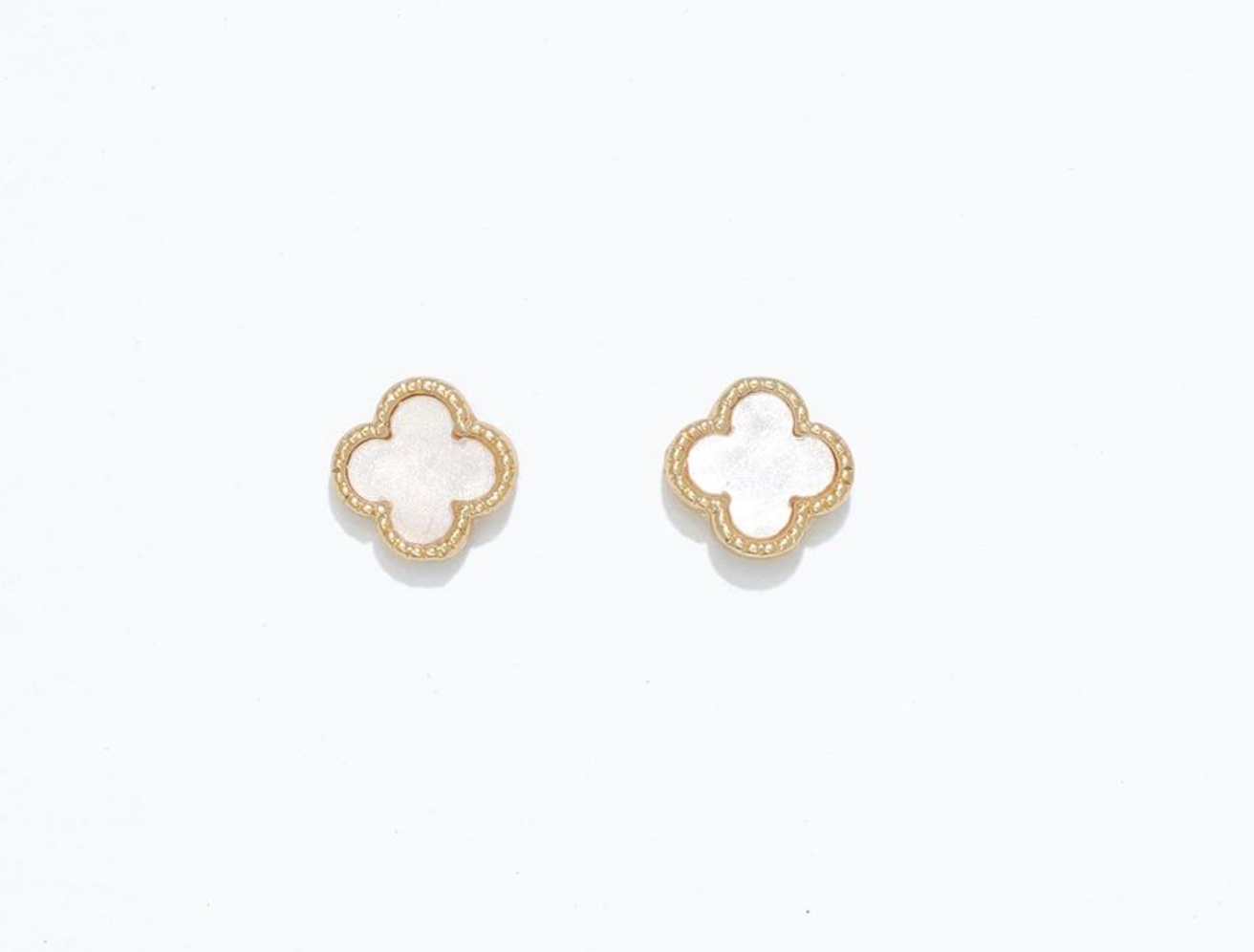 Gold with White Clover | Cuties Hypoallergenic Earrings