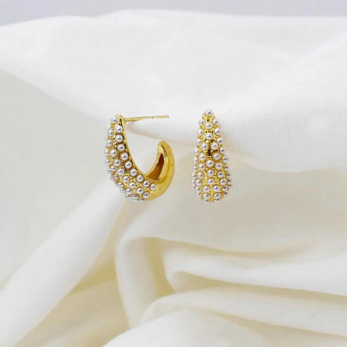 Pearl Arcadia Hoop Earrings | Gold
