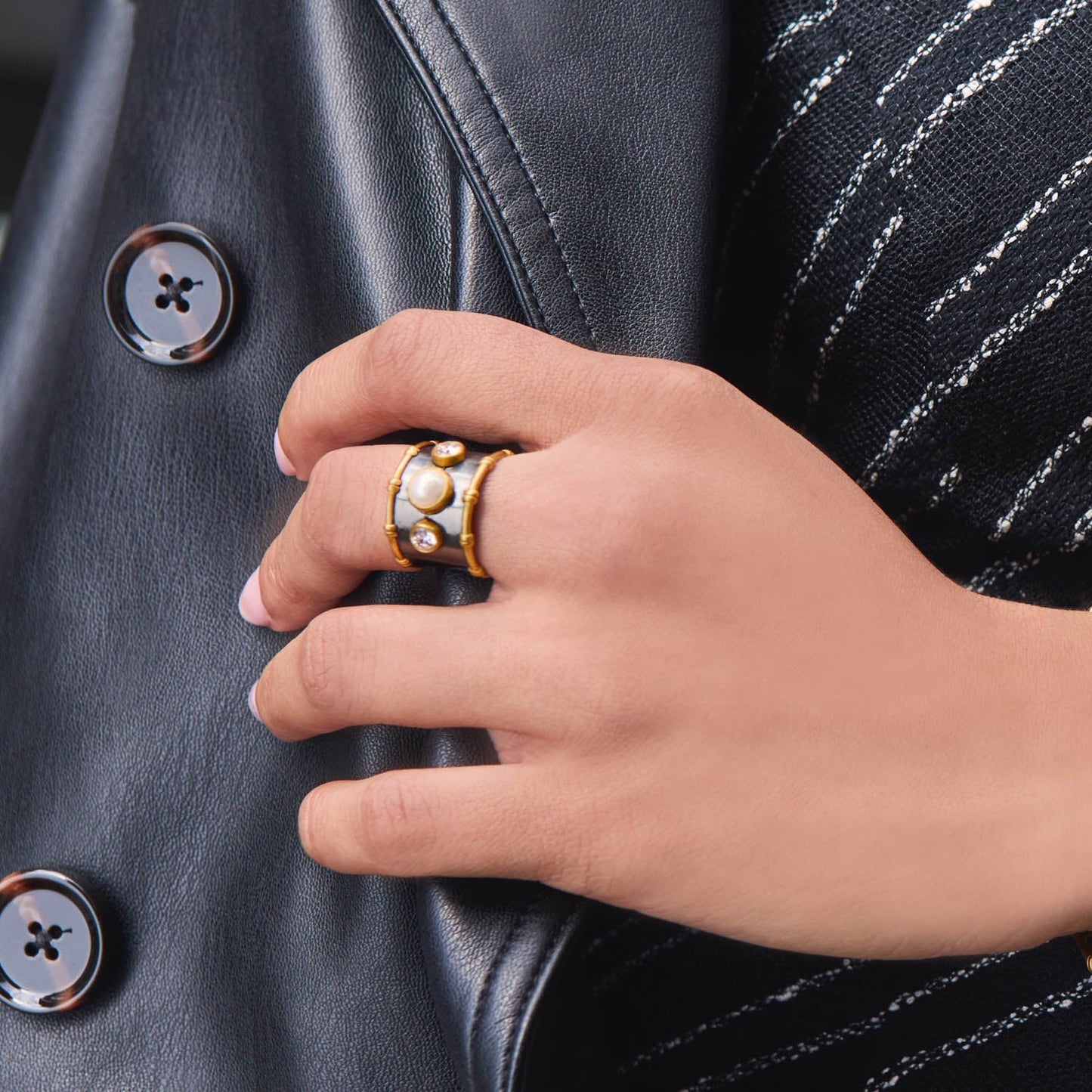 Tribeca Ring | Pearl | Julie Vos