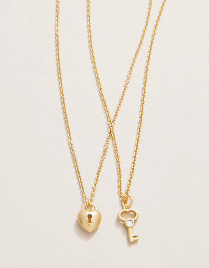 Sea La Vie Best Friends Heart & Key Necklace Set
