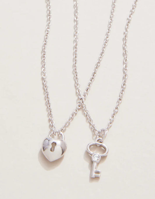 Sea La Vie Best Friends Heart & Key Necklace Set