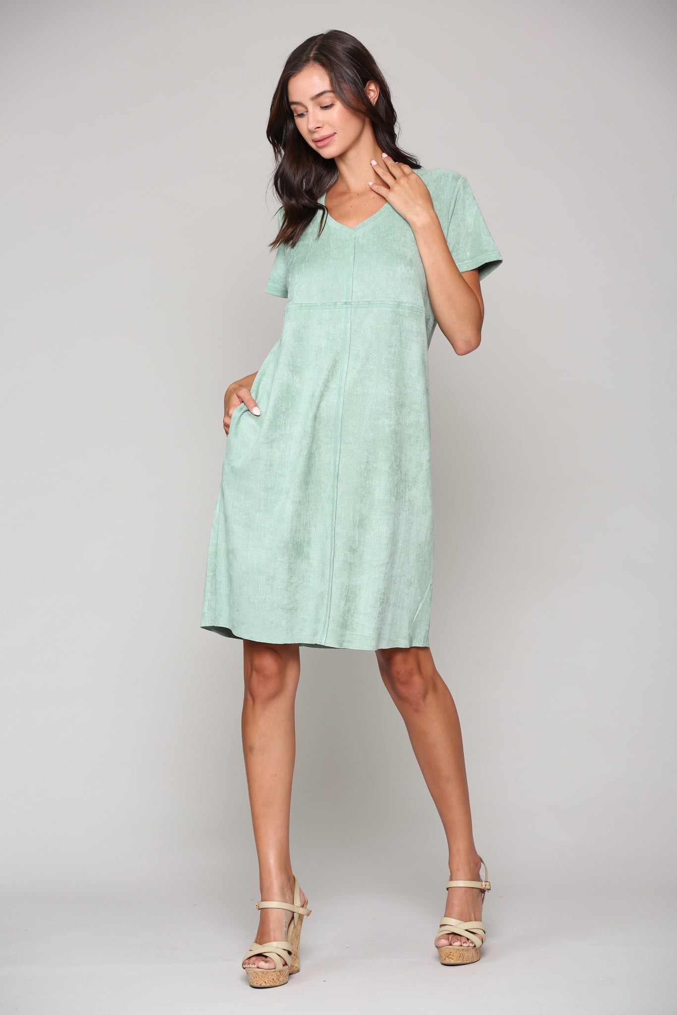 Audrey V-Neck Dress | Short Sleeve