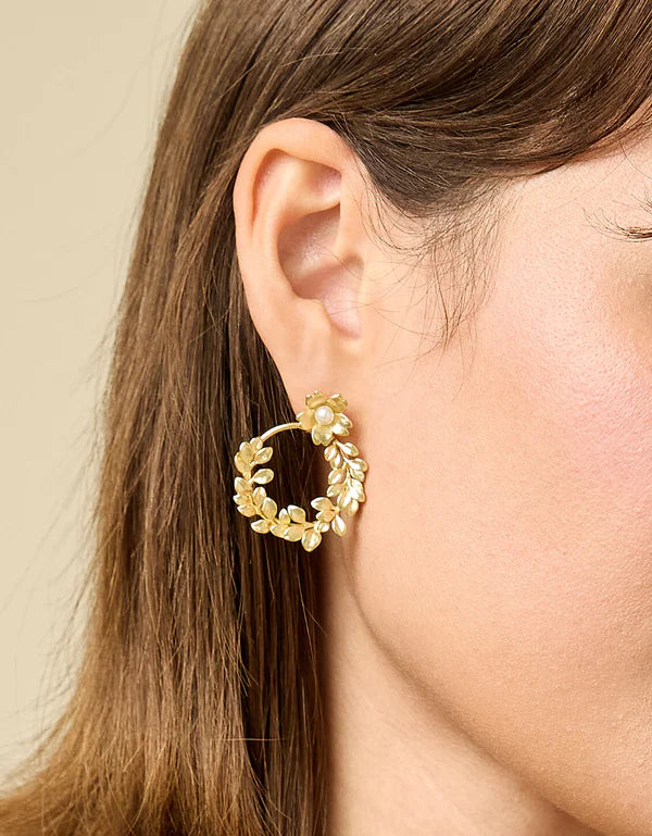 Wreath Pearl Earrings