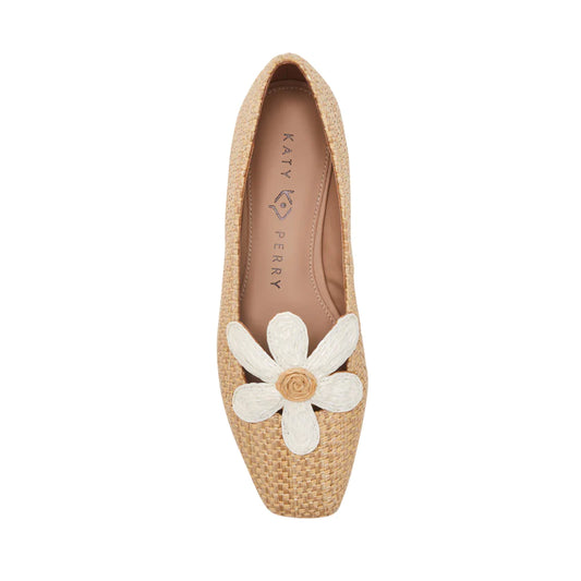 Evie Daisy Flat