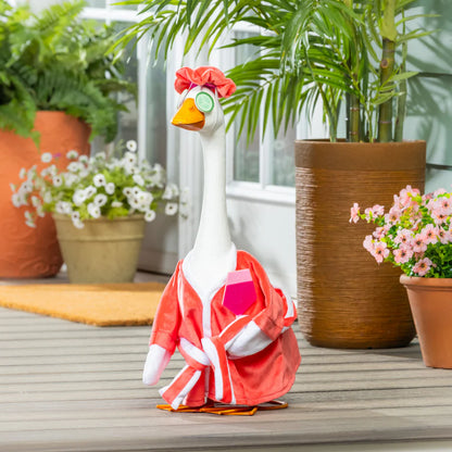 Giddy the Goose Relaxation Time Outfit