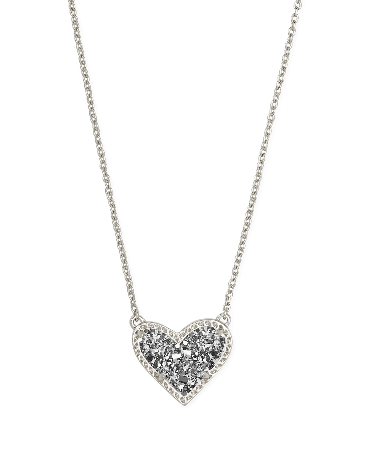 Ari Heart Short Pendant Necklace