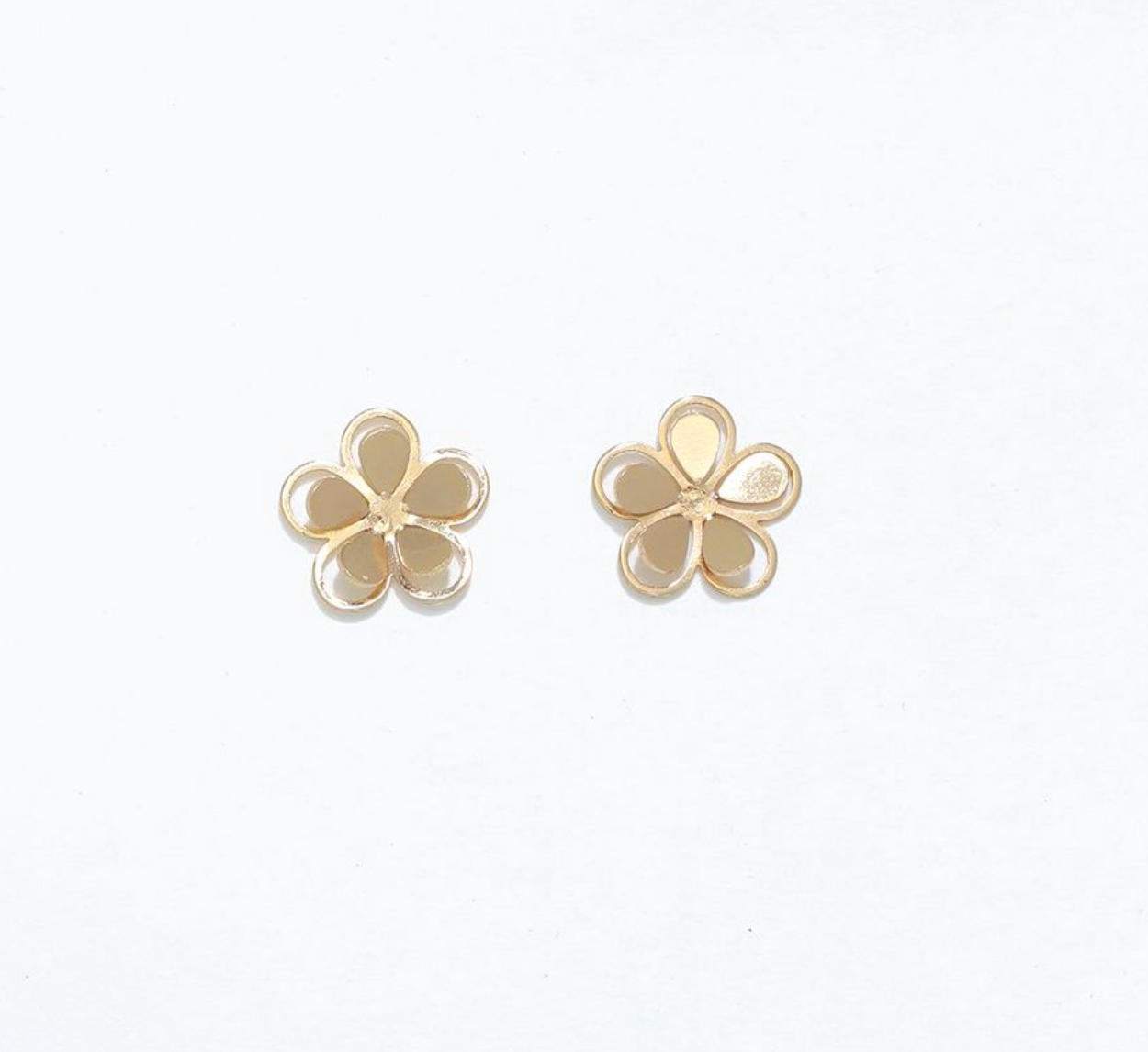 Gold Flowers | Cuties Hypoallergenic Earrings