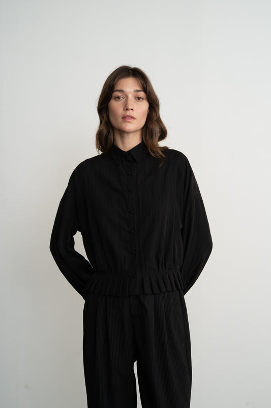 Pleated Hem Raglan Blouse