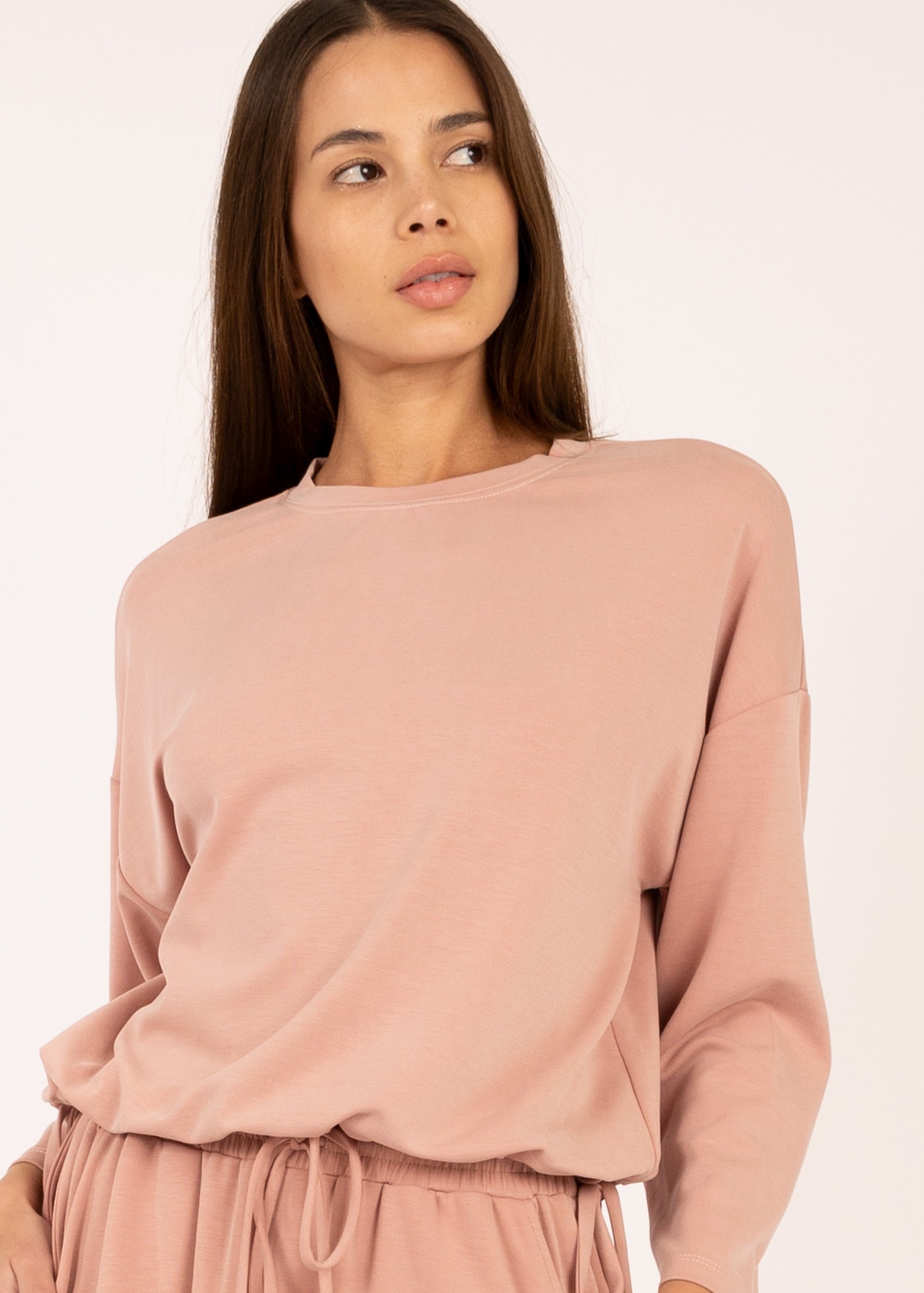 Chic Cinch Pullover