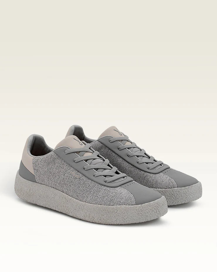 PRIMO Sneakers