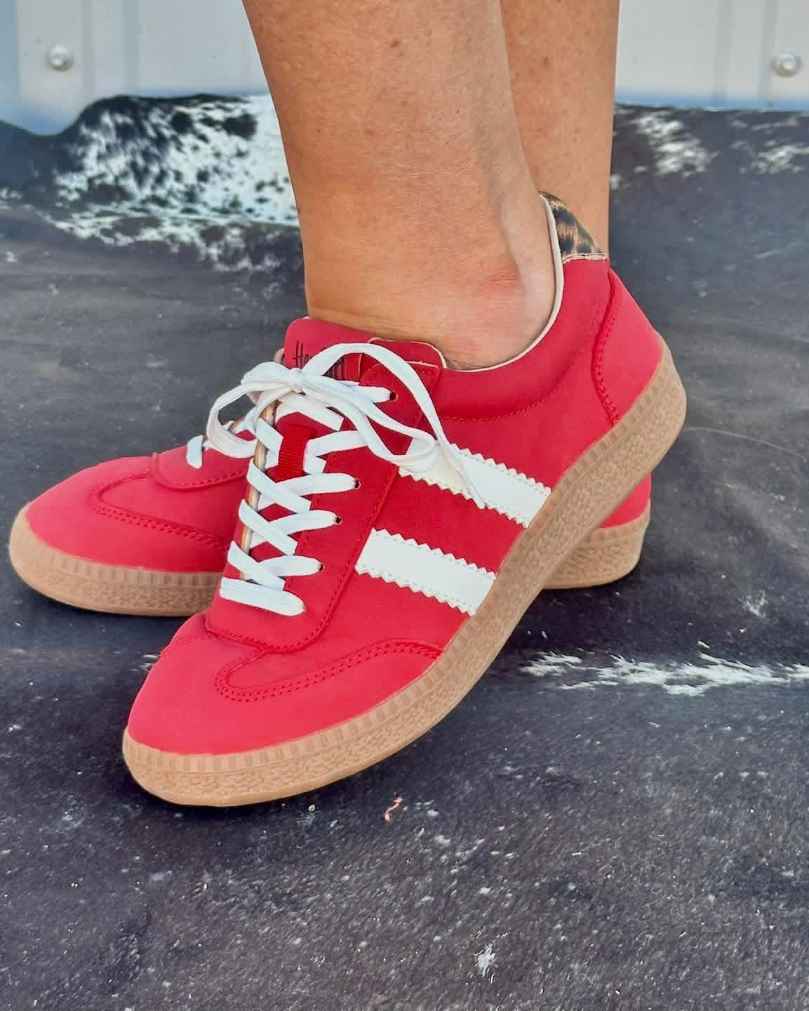 Heads Up | Red | Corkys