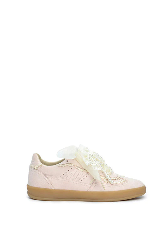 Eleanor Sweetheart Sneaker