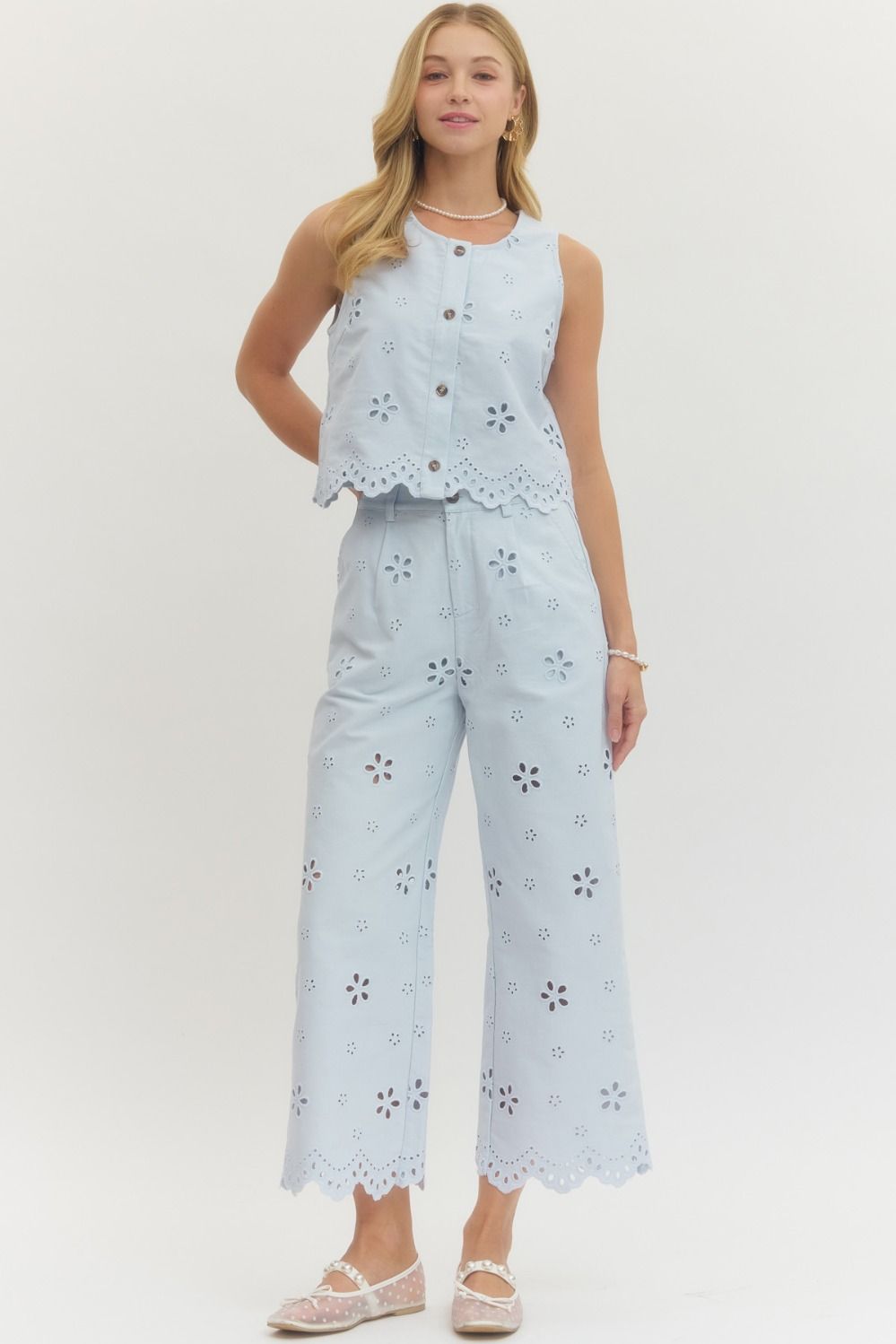 Serene Scalloped Set