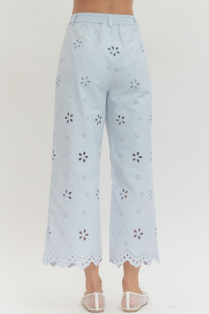 Serene Scalloped Set