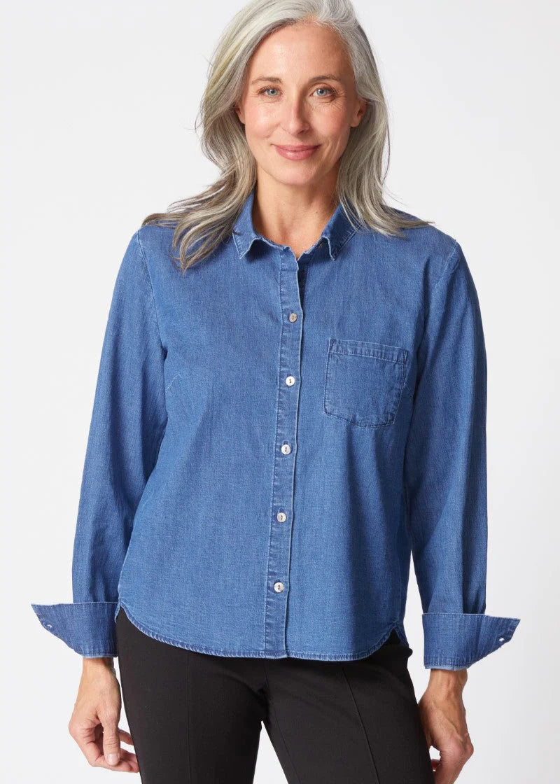 Perfect Travel Shaped Hem Shirt