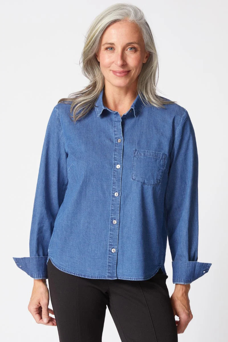 Perfect Travel Shaped Hem Shirt