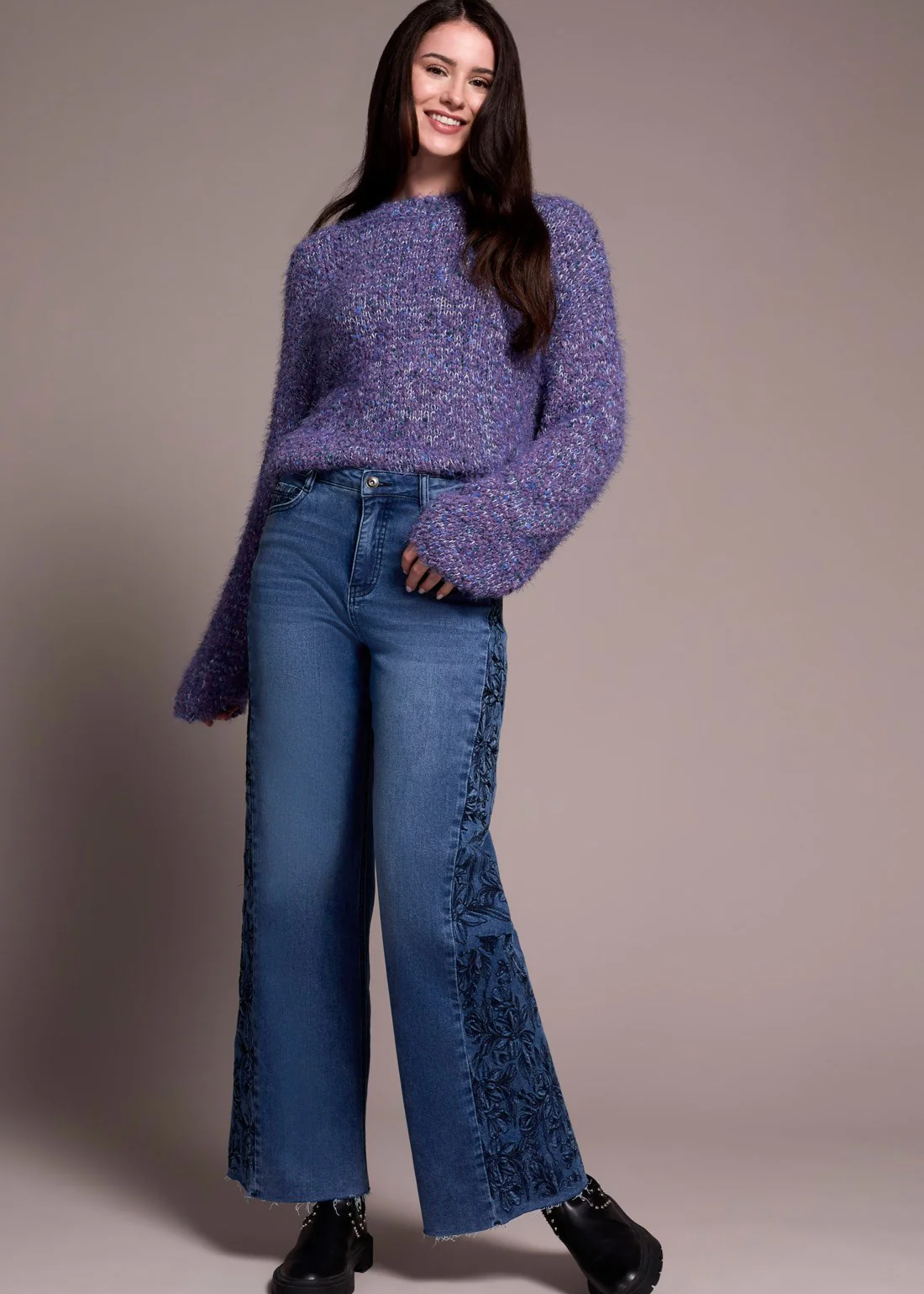 Brooke High Rise Wide Leg Jeans with Side Embroidery