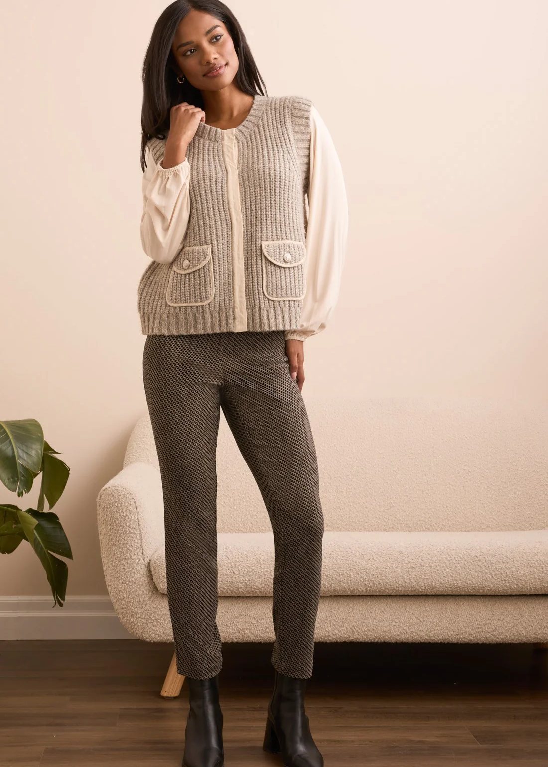 Cozy Sleeveless Knit Vest With Hidden Buttons