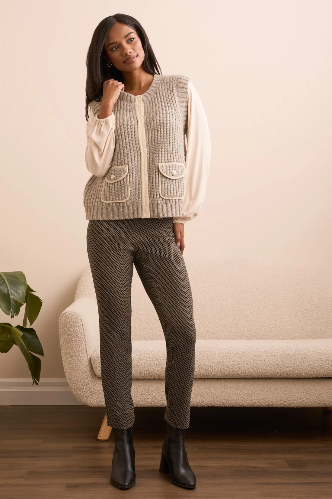 Cozy Sleeveless Knit Vest With Hidden Buttons