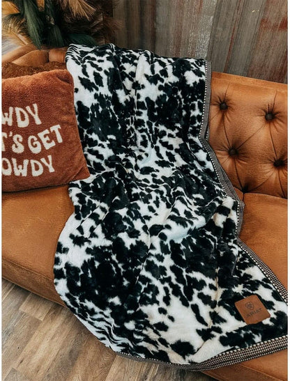 Snuggle Blanket | Ariat