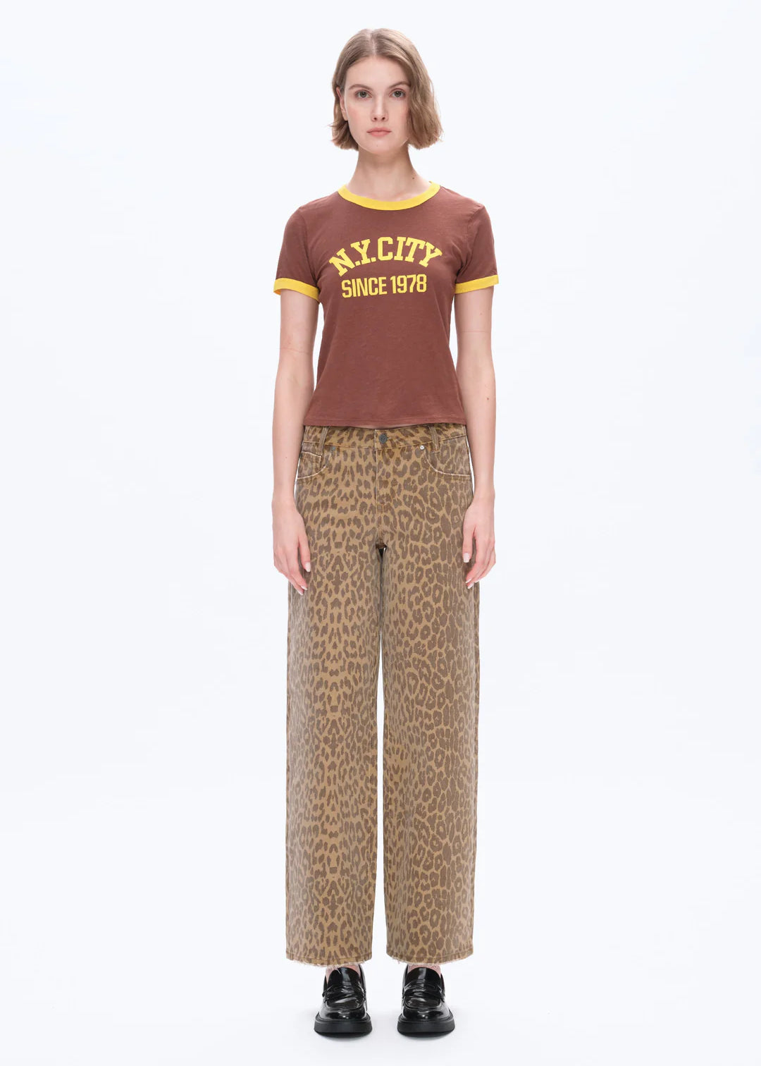 Mid Rise Leopard Print Relax Straight Pants