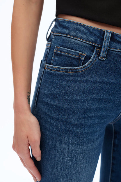 Mid Rise Cropped Bootcut Denim Jeans With Stepped Frayed Hem
