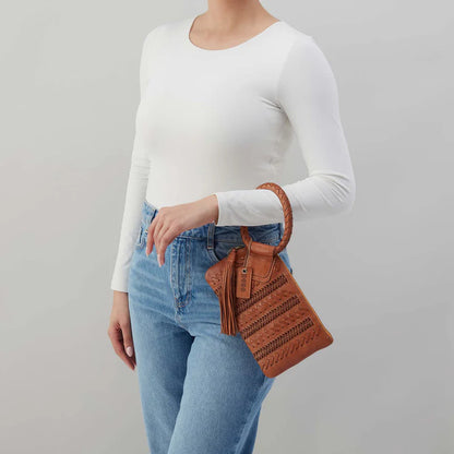 Sable Wristlet | Washed Leather | HOBO