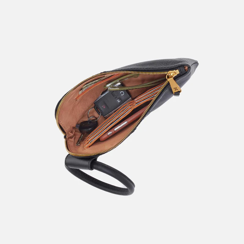 Sable Wristlet | Pebbled Leather | HOBO