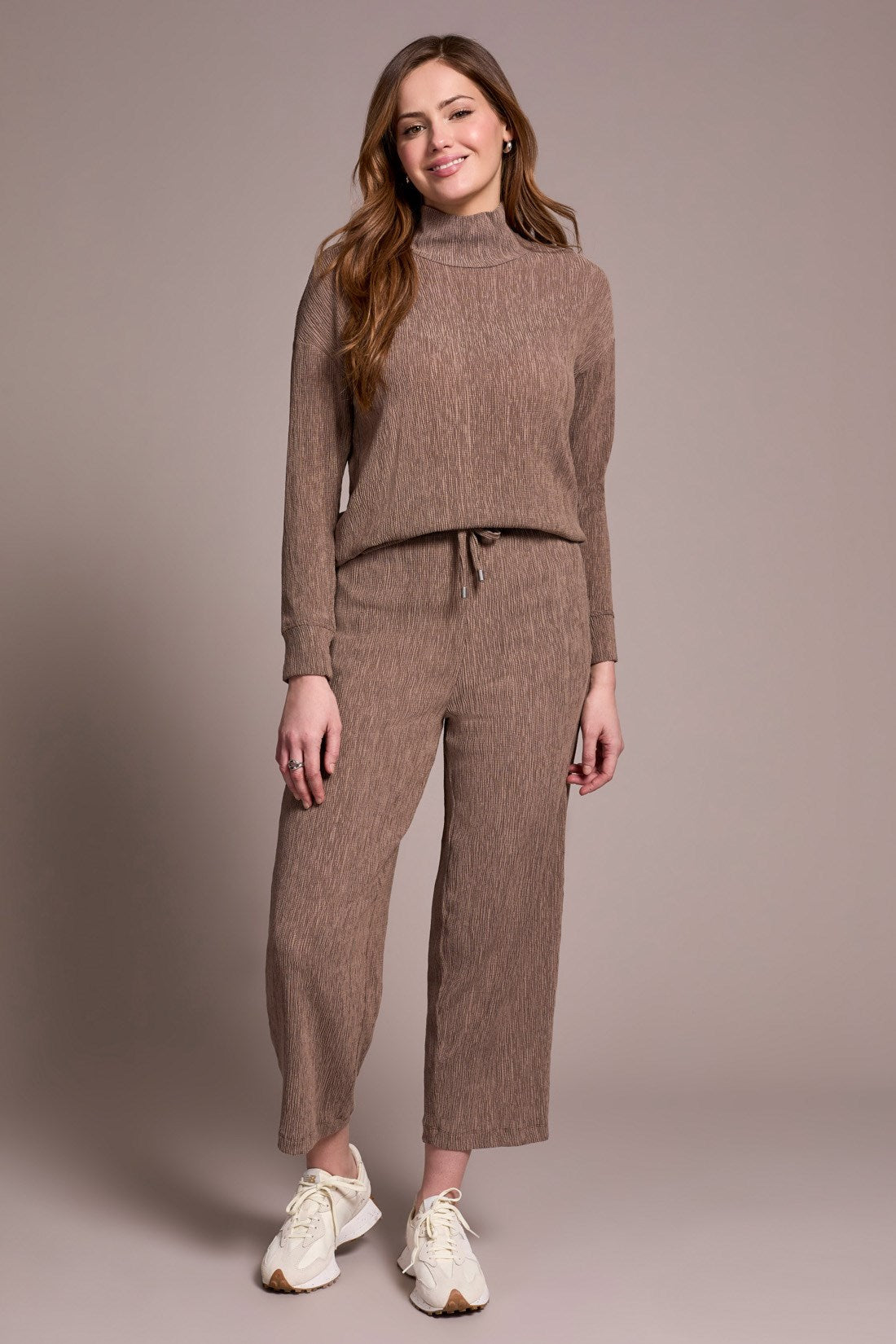 Two-Tone Crinkle Flowy Pant