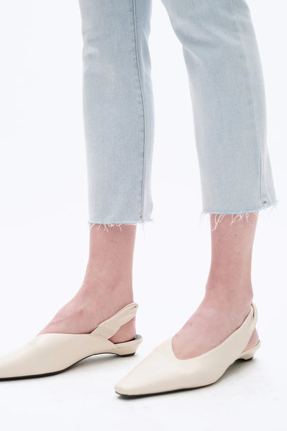 Mid Rise Straight Raw Edge Denim Jeans